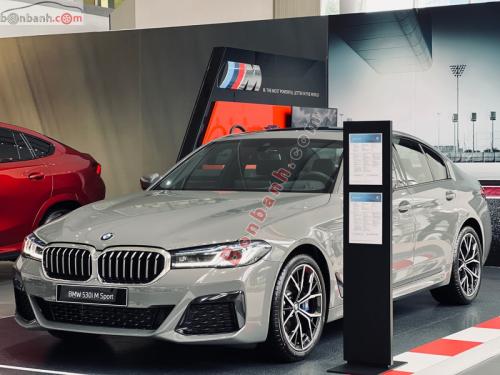 Bán Xe BMW 5 Series 530i M Sport 2022