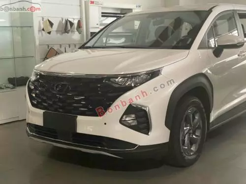 Bán Xe Hyundai Custin Tiêu Chuẩn 1.5T 2023