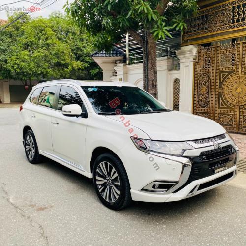 Bán Xe Mitsubishi Outlander Premium 2.0 CVT 2022