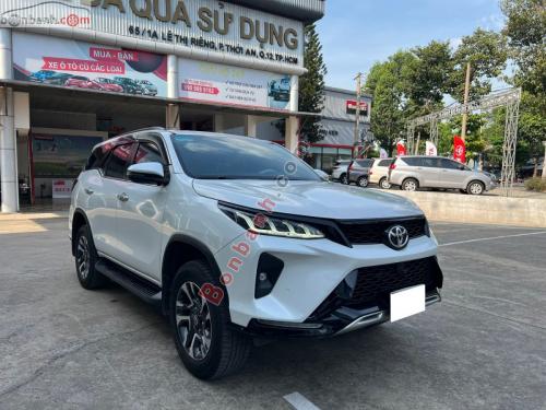 Bán Xe Toyota Fortuner Legender 2.4L 4x2 AT 2022