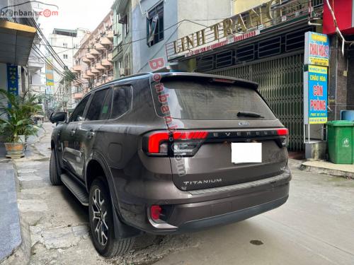 Bán Xe Ford Everest Titanium Plus 2.0L 4x4 AT 2022