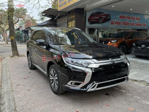 Bán Xe Mitsubishi Outlander Premium 2.0 CVT 2022