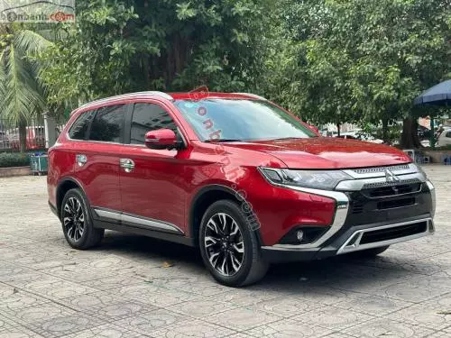 Bán Xe Mitsubishi Outlander Premium 2.0 CVT 2021