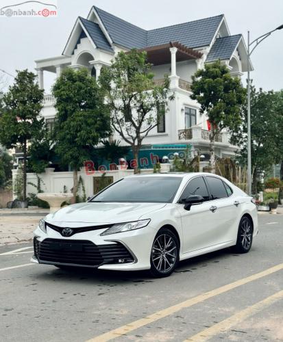 Bán Xe Toyota Camry 2.0Q 2022