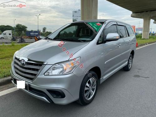 Bán Xe Toyota Innova 2.0E 2016