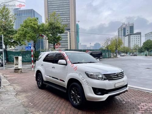 Bán Xe Toyota Fortuner TRD Sportivo 4x2 AT 2015