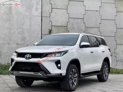 Bán Xe Toyota Fortuner 2.4G 4x2 AT Legender 2021