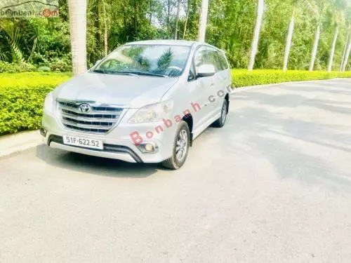 Bán Xe Toyota Innova 2.0E 2016