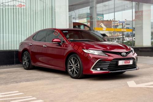 Bán Xe Toyota Camry 2.0Q 2022
