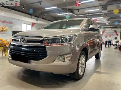 Bán Xe Toyota Innova 2.0V 2016