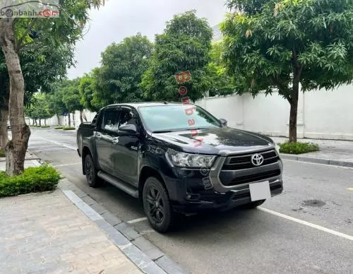 Bán Xe Toyota Hilux 2.4L 4x2 MT 2020