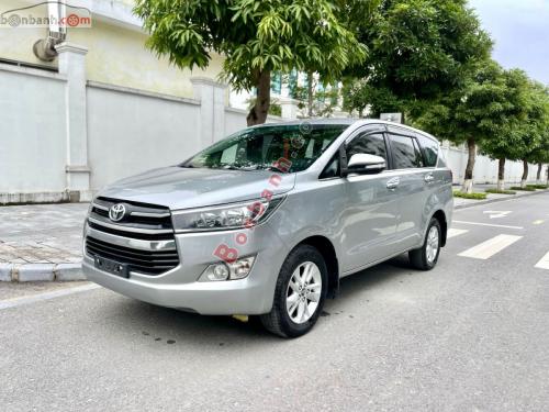 Bán Xe Toyota Innova 2.0E 2017