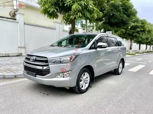Bán Xe Toyota Innova 2.0E 2017
