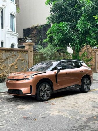 Lynk&Co 08 (PHEV) bản Halo phiên bản cao cấp nhất