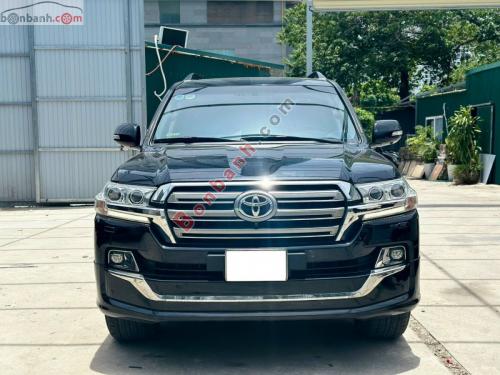 Bán xe Toyota Land Cruiser VX 4.6 V8 2017