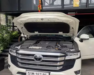 Lc300 sx23 52.000km tên cty xhd cao
