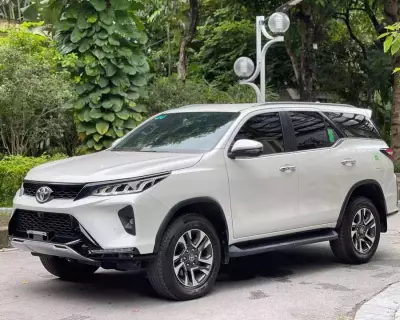 Fortuner Legender 4x2AT sx 2024