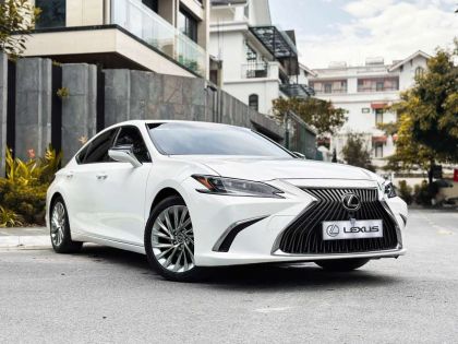 Lexus ES250 sx2018 chạy 10vạn km