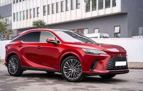 Lexus RX 350 là SUV hạng sang cỡ trung của Lexus.