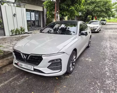 LuxA premium 2021 đỏ nt nâu