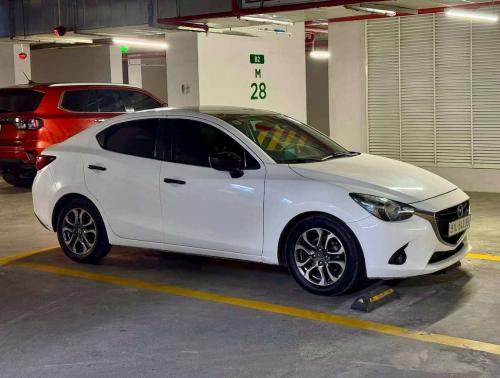 Mazda 2 sedan 2015 nhập Thái xe đẹp không lỗi