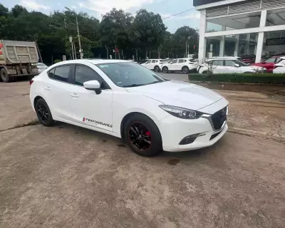 Mazda 3 2018 Bản faccelift có cửa sổ trời