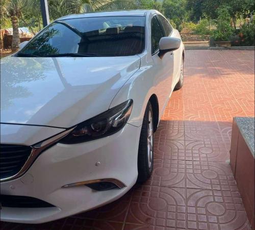 Mazda 3 2019 bản luxury