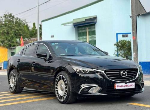 Mazda 6 bản 2.5AT đời 2018, đi 8 vạn km