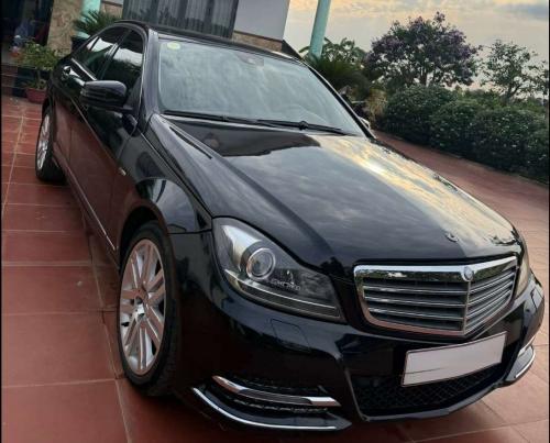 Mercedes C250 2011 giá rẻ