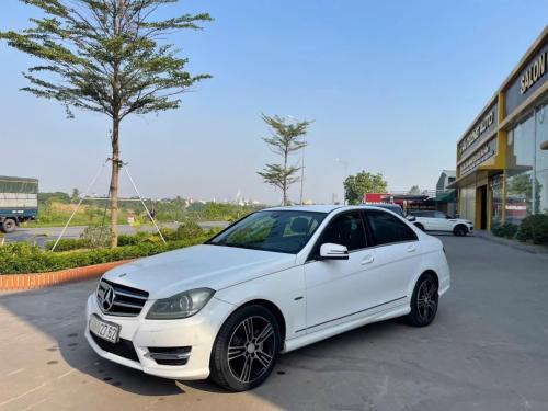 Bán xe MEC C200 sx 2013 AT máy 1.8L bản EDITION