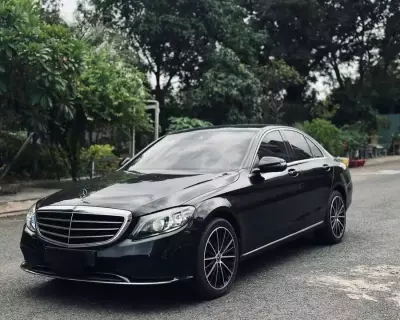 Mercedes-Benz C200 Exclusive sản xuất 2021