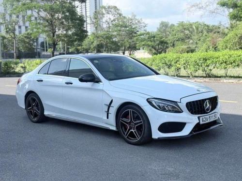 MERCEDES-BENZ C300 Sản xuất 10/ 2016 