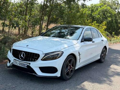 MERCEDES-BENZ C300 - AMG Sản xuất 10/ 2016 