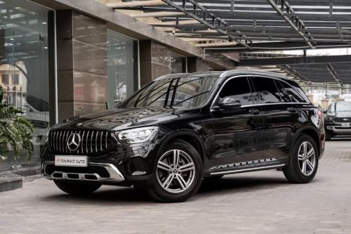 MERCEDES BENZ GLC200 2021