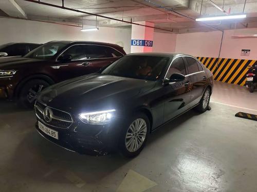 Mercedes C200 Avantgarde bản V2 sx 2025 mới lăn bánh chỉ [ 647 km ]