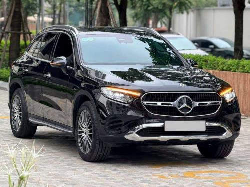 Mercedes GLC 200 4Matic 2023 - Đẳng cấp doanh nhân