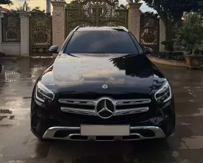 Mercedes GLC200 4 Matic sản xuất 2021 odo 6v