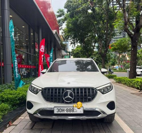 Mercedes GLC200 - 4matic sản xuất 2023