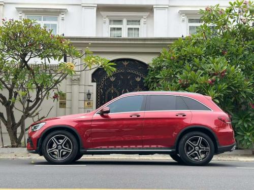 Mercedes GLC300 4Matic sx 2021, lăn bánh 40 ngàn km