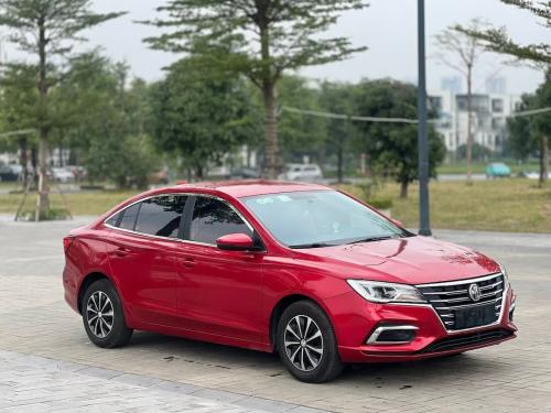 MG5 2023 MT số sàn màu đỏ. Là lựa chọn hợp lý nhất