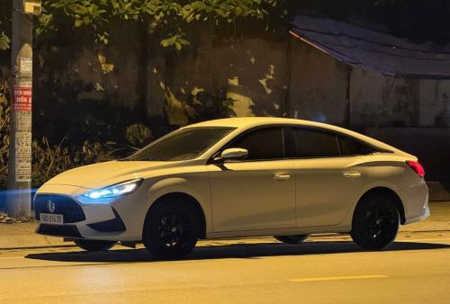 MG5 bản std sx2024 đk 2025