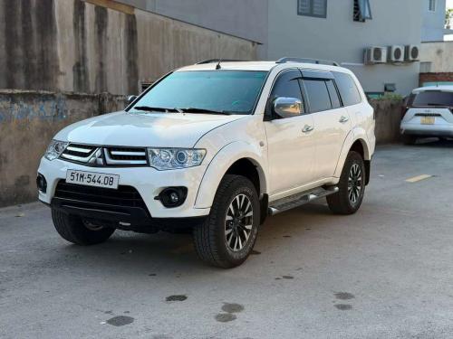 MITSHUBISHI PAJERO SPORT 2016