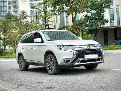 Mitsubishi Outlander 2.0CVT 2020