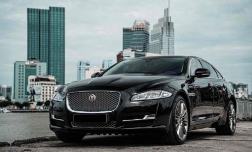Jaguar XJL PORTFOLIO-3.0 model 2017