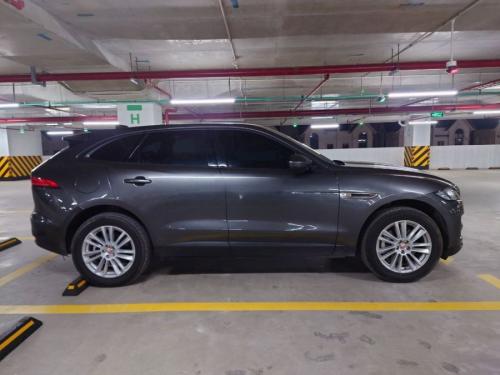 Jaguar F-Pace SE-SX 2016 đi đúng 4 vạn miles