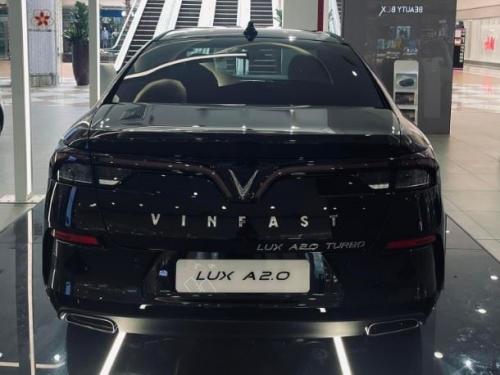 Bán Xe VinFast LUX A2.0 Tiêu chuẩn 2022 - Màu đen - Liên hệ để được tư vấn