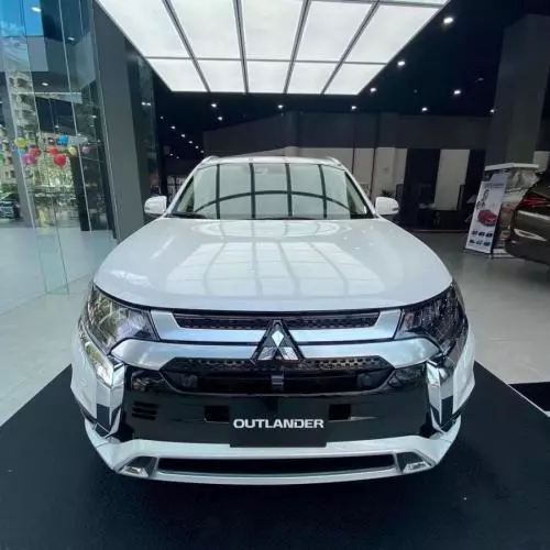 Mitsubishi Outlander 2.0 CVT-2024- Giá Siêu Ưu Đãi