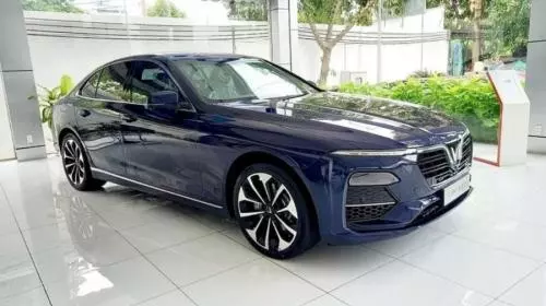 Bán Xe VinFast LUX A2.0 Tiêu chuẩn 2022 - Màu xanh sẫm - Quà tặng hấp dẫn