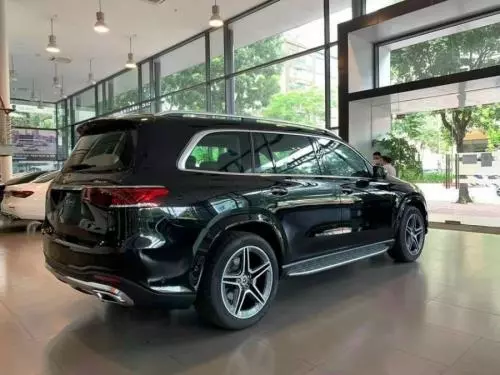 Bán Xe Mercedes-Benz GLS 450 4MATIC 2022 - Màu đen - Xe 7 chỗ sang trọng