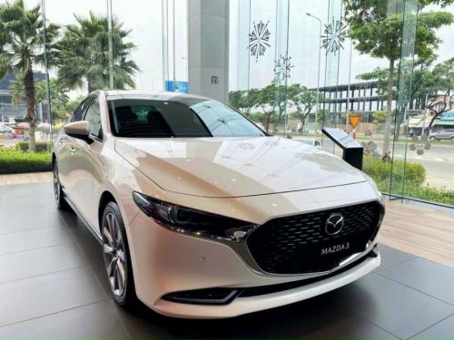 Bán Xe Mazda 3 1.5L Luxury 2022 Trắng - Tặng bảo hiểm thân vỏ 1 năm